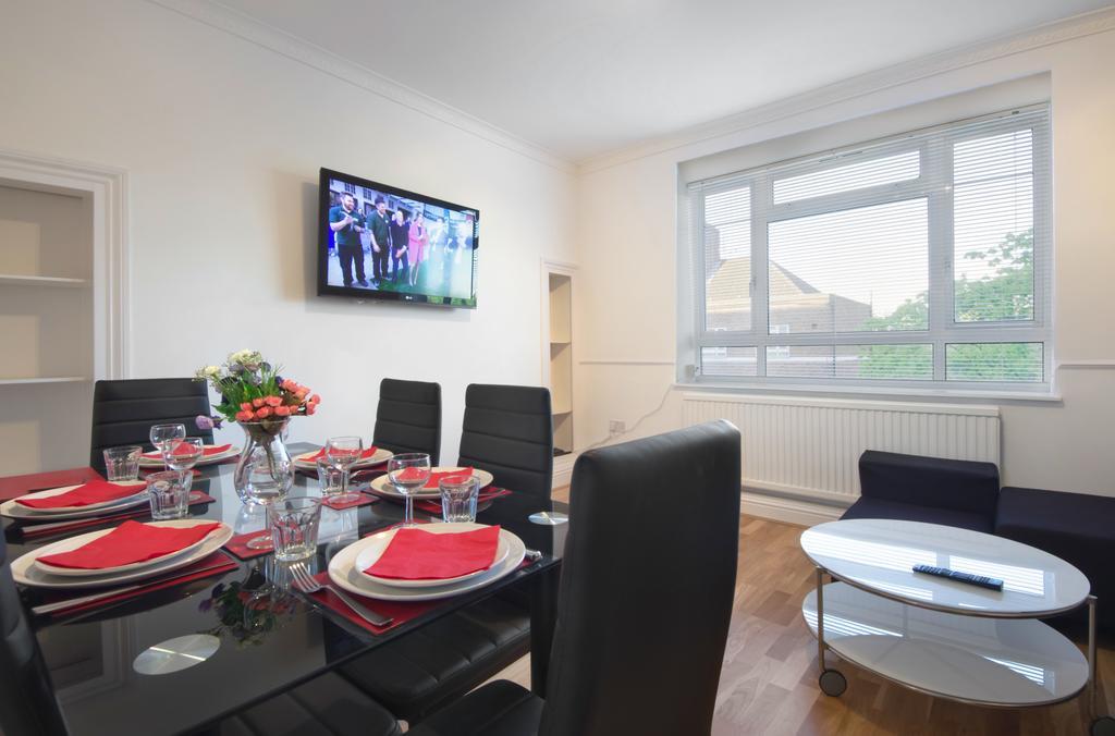 Central London 2 Bedroom Apartment Room photo